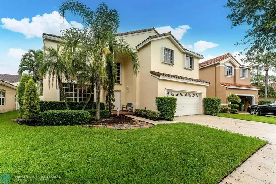 132 Cameron Dr, Weston, FL 33326