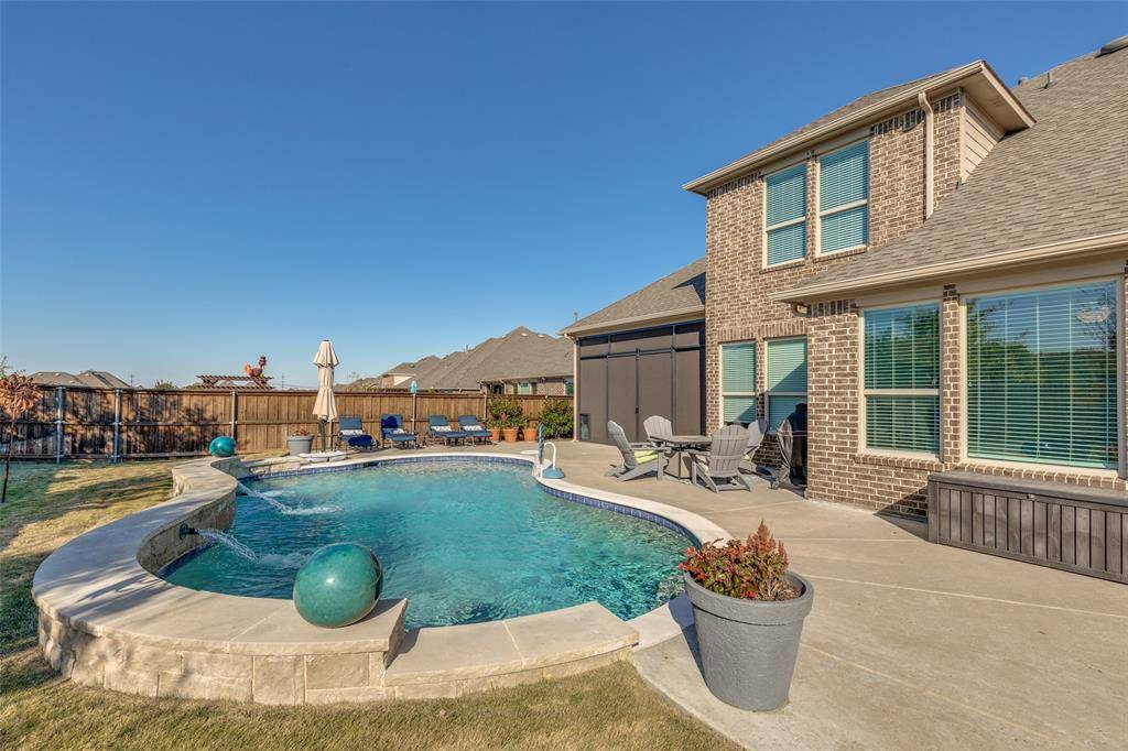 7921 Woodside Trail,  North Richland Hills,  TX 76182