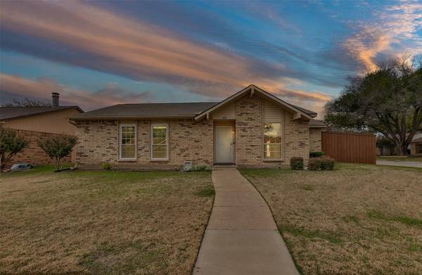 420 Sandy Knoll Drive, Coppell, TX 75019