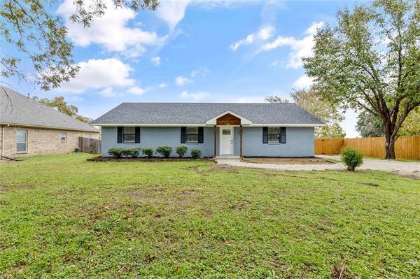 403 S Dallas Street, Rice, TX 75155