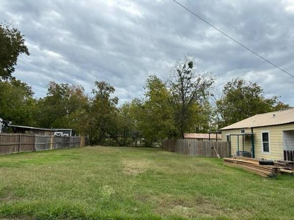 3915 Caddo Street, Greenville, TX 75401