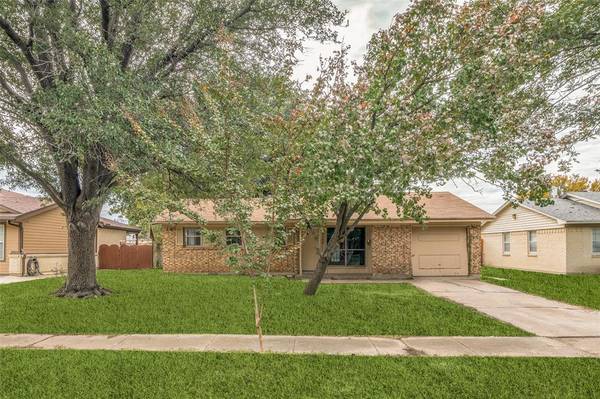 3708 Sidney Drive, Mesquite, TX 75150