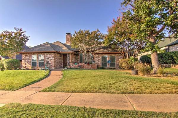 3835 Kelly Boulevard, Carrollton, TX 75007