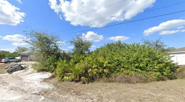 Lehigh Acres, FL 33976,4304 12th ST SW