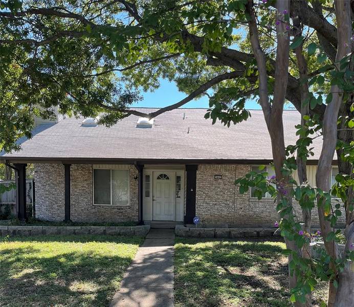 3442 Ivanhoe Lane, Garland, TX 75044