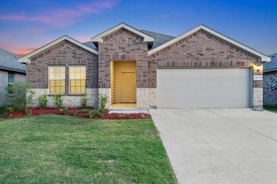 8133 BELTMILL Parkway, Fort Worth, TX 76131