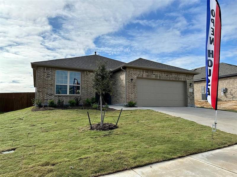 8245 Tomcat Trail, Godley, TX 76044