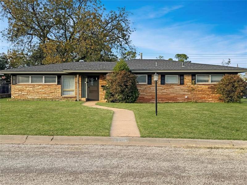 1309 Avondale, Sweetwater, TX 79556