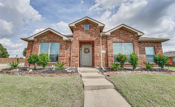 2110 New Holland Drive, Rockwall, TX 75032