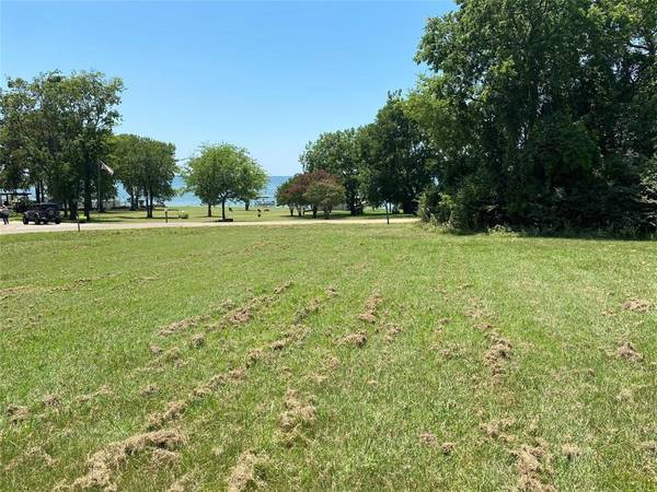 Lot 90 Tawakoni Drive,  East Tawakoni,  TX 75472