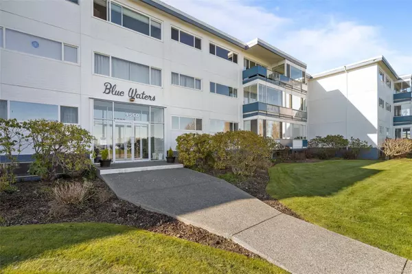 9560 Fifth St #211,  Sidney,  BC V8L 2W5