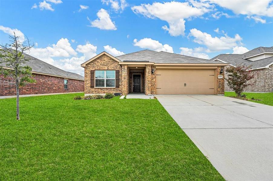 4009 Lakeview Drive, Sanger, TX 76266