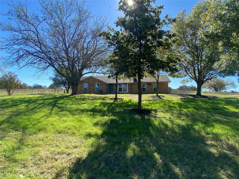 3111 Goshen Road, Springtown, TX 76082