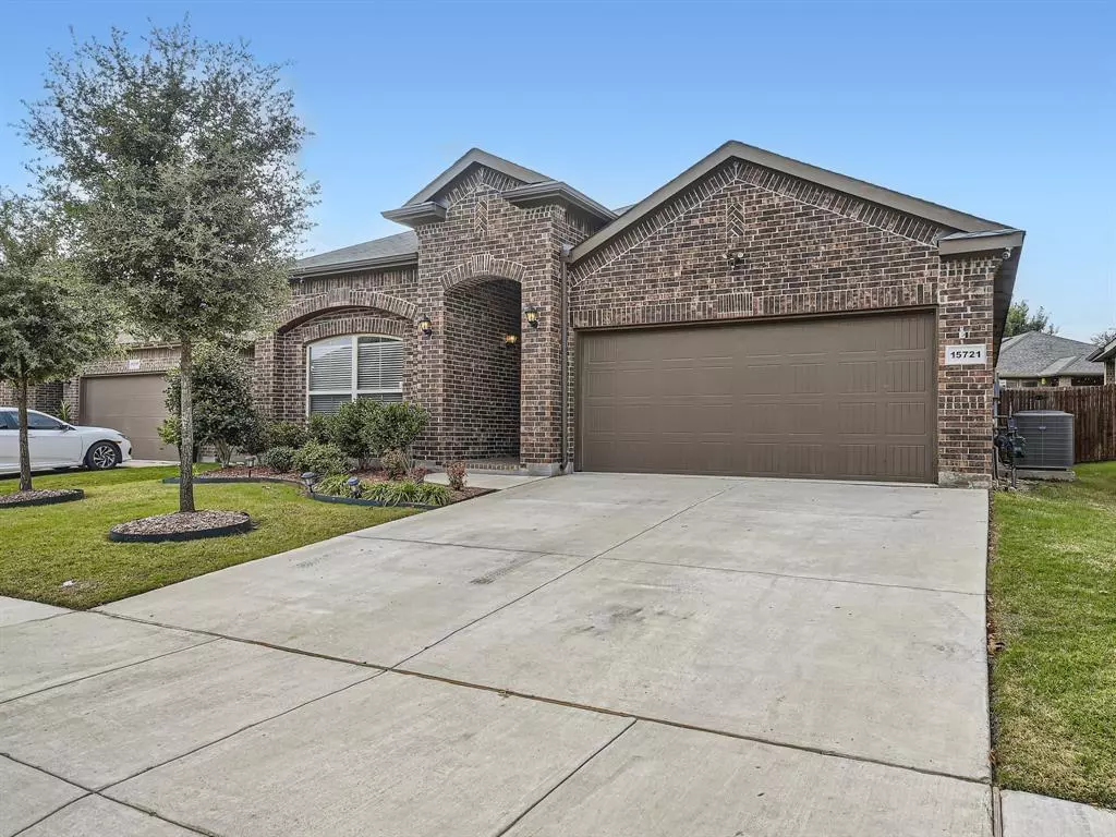 Fort Worth, TX 76177,15721 Oak Pointe Drive