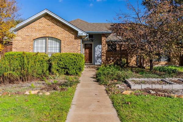 309 Willow Stone Street, Denton, TX 76207