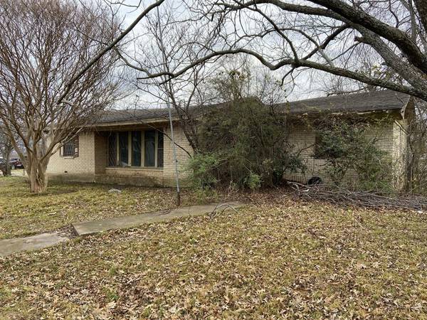 408 N GOWDY, Whitewright, TX 75491