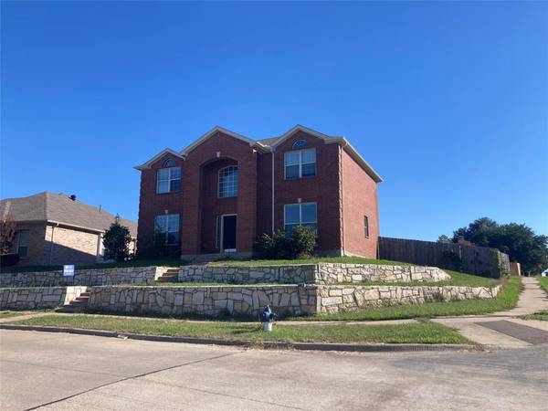 5833 Macgregor Drive, Garland, TX 75043