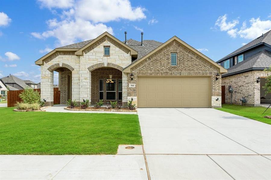 314 Pineview Lane, Ponder, TX 76259