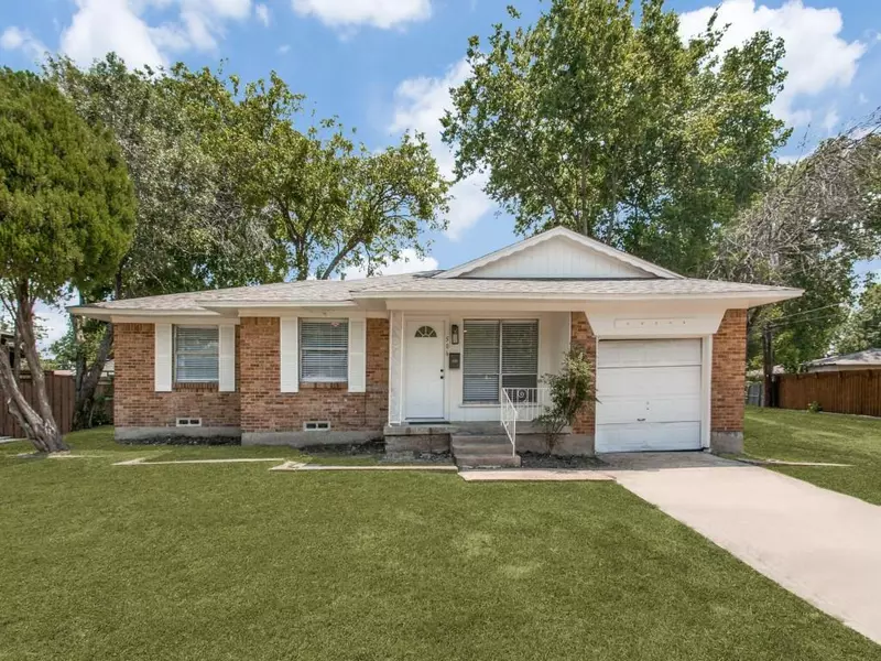 506 Calvin Drive, Garland, TX 75041