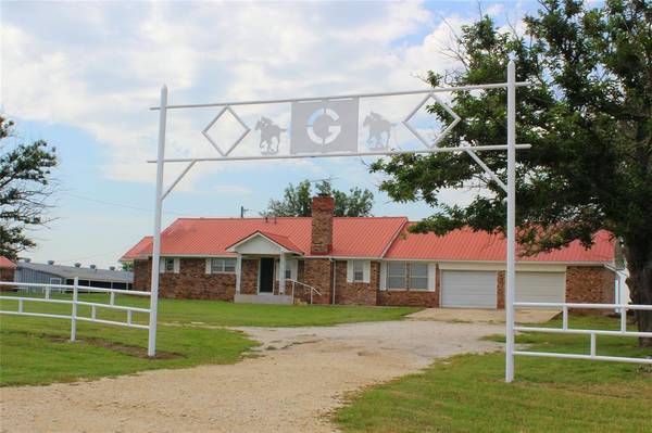 1596 Gilbert Road, Nocona, TX 76255