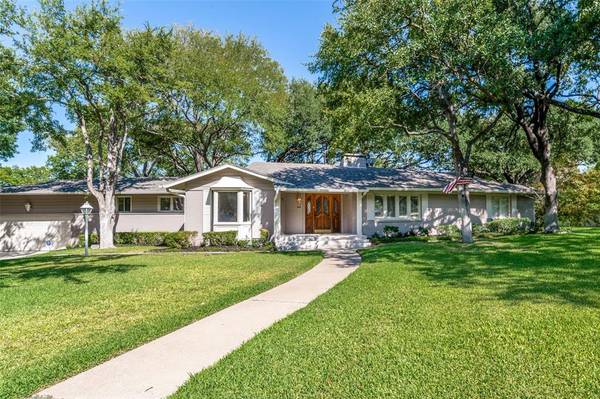 6800 Woodstock Road, Fort Worth, TX 76116