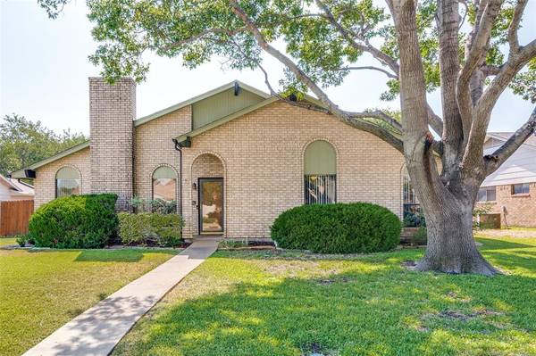 1814 Clover Trail, Richardson, TX 75081