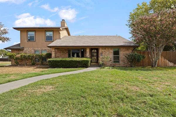 610 Ruth Drive, Kennedale, TX 76060