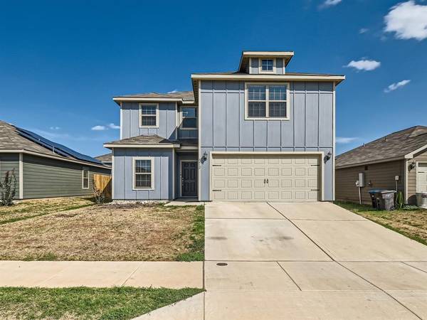 8412 Steel Dust Drive, Fort Worth, TX 76179