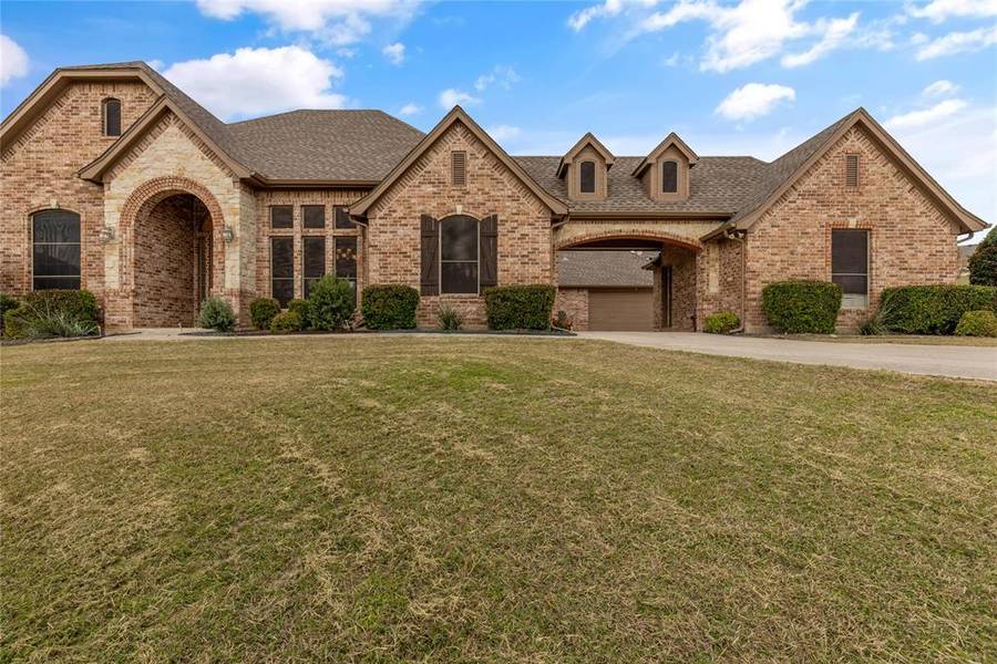 3737 S Lighthouse Hill Lane, Fort Worth, TX 76179