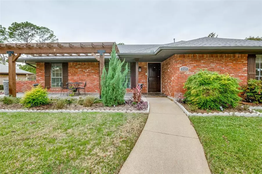 2624 Still Meadow Road, Irving, TX 75060