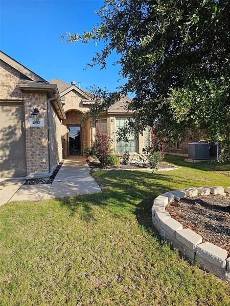 237 Cherry Spring Drive, Mckinney, TX 75072