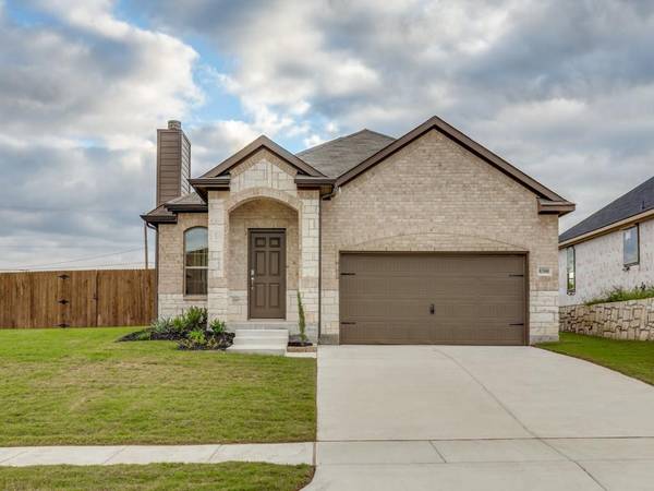 8300 Rockway Street, White Settlement, TX 76108