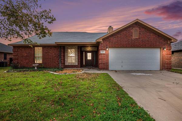 1855 Roadrunner Drive,  Weatherford,  TX 76088