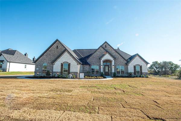 138 Coalson Crossing, Azle, TX 76020