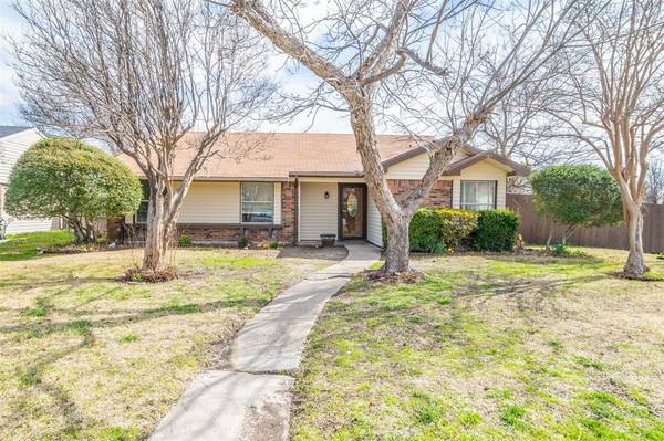 2318 High Star Drive, Garland, TX 75041