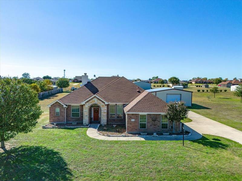 1013 Macadamia Street, Venus, TX 76084