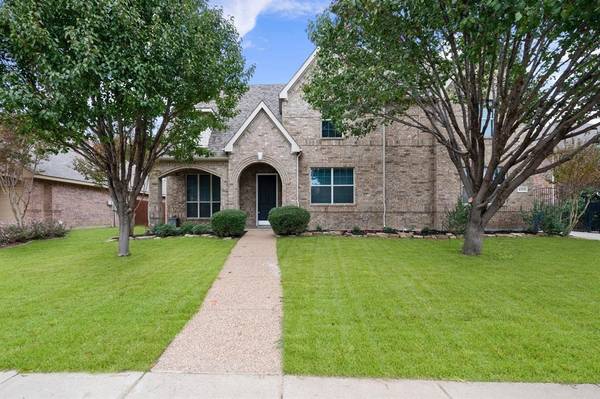 4313 Woodcrest Lane, Mansfield, TX 76063