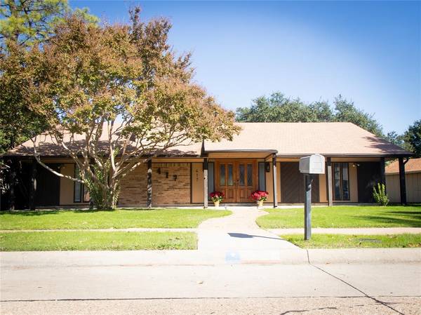 417 Colonial Drive, Garland, TX 75043