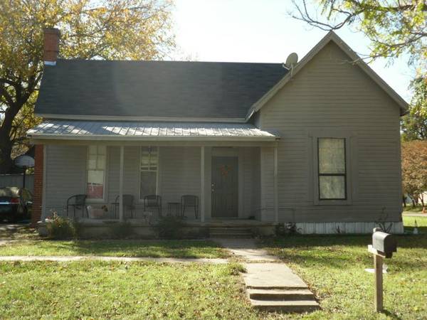 507 N Live Oak Avenue, Hubbard, TX 76648