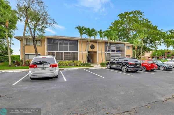 7202 Ashmont Cir  #213, Tamarac, FL 33321