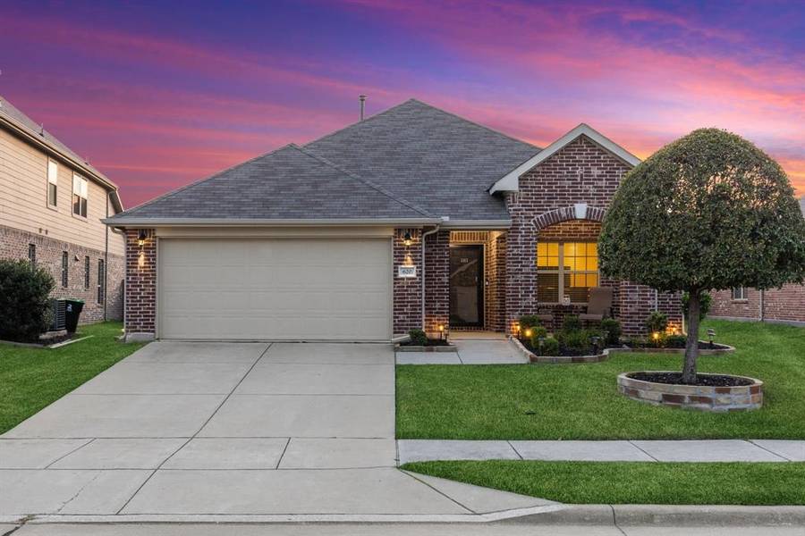 620 Kinghaven Drive, Little Elm, TX 75068