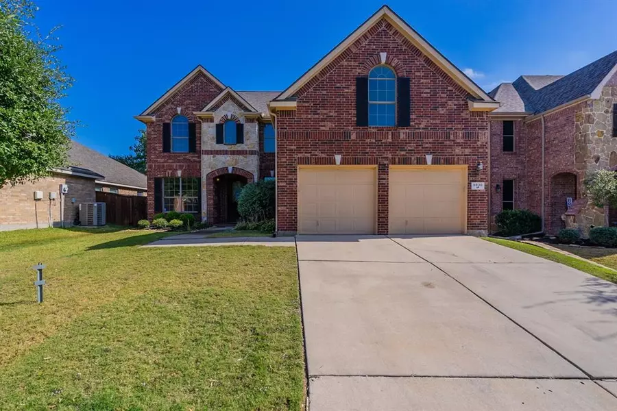 9836 Stripling Drive, Fort Worth, TX 76244