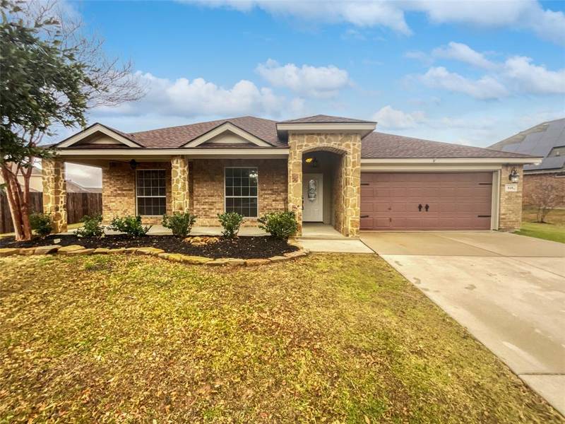 848 Peach Lane, Burleson, TX 76028