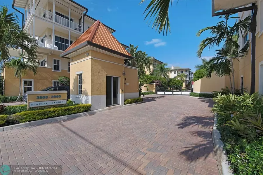 3940 N Flagler Dr  #203, West Palm Beach, FL 33407