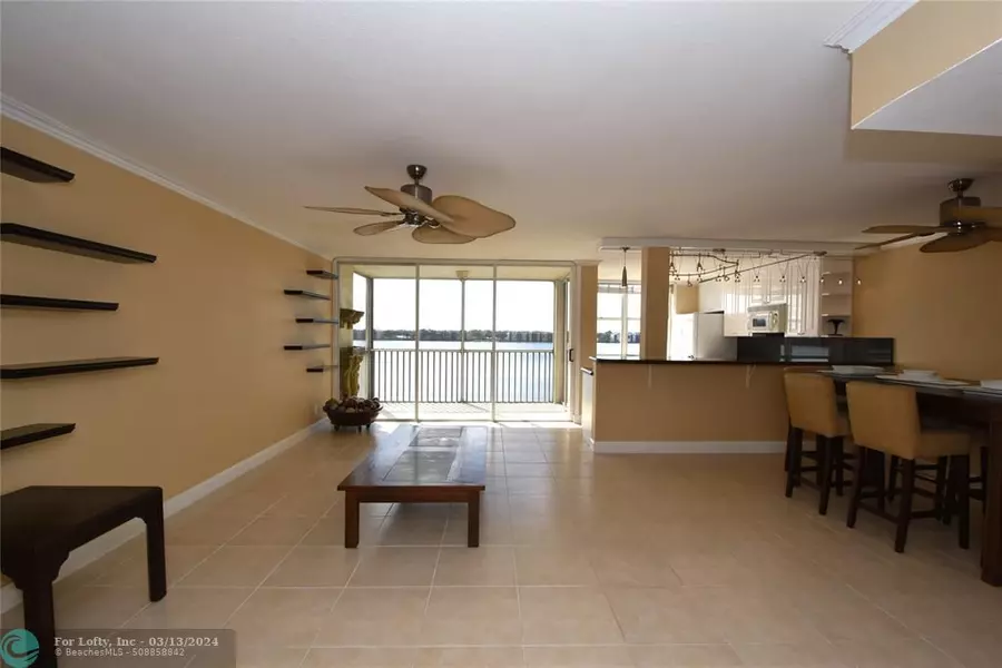 105 Lake Emerald Dr  #506, Oakland Park, FL 33309