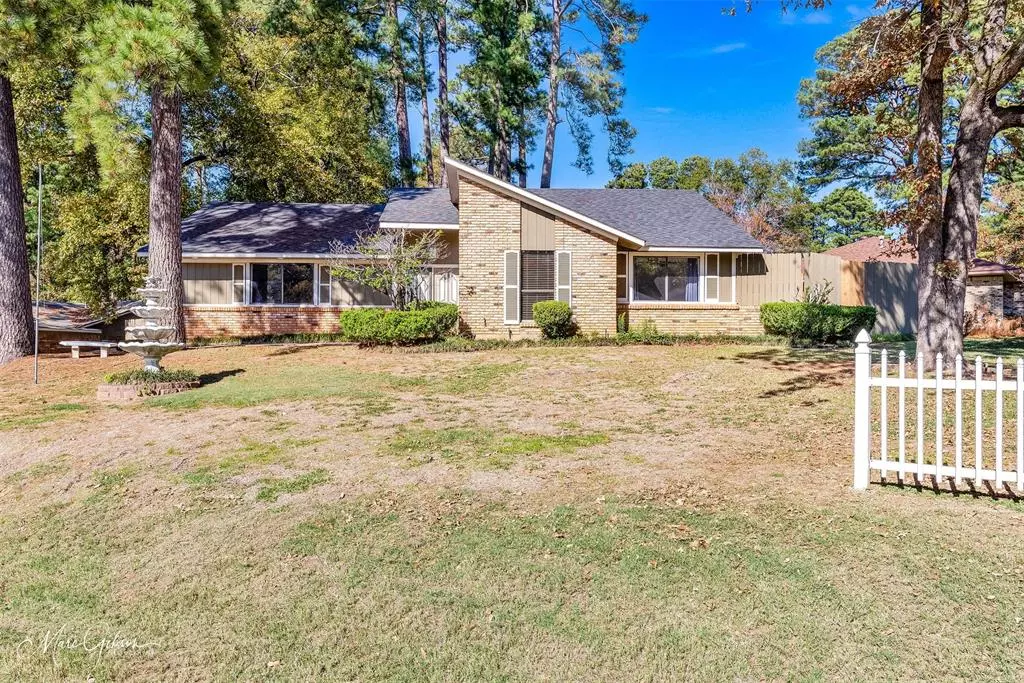 Haughton, LA 71037,3205 Heatherbrook Drive