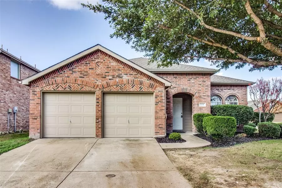 526 Thunder Trail, Forney, TX 75126