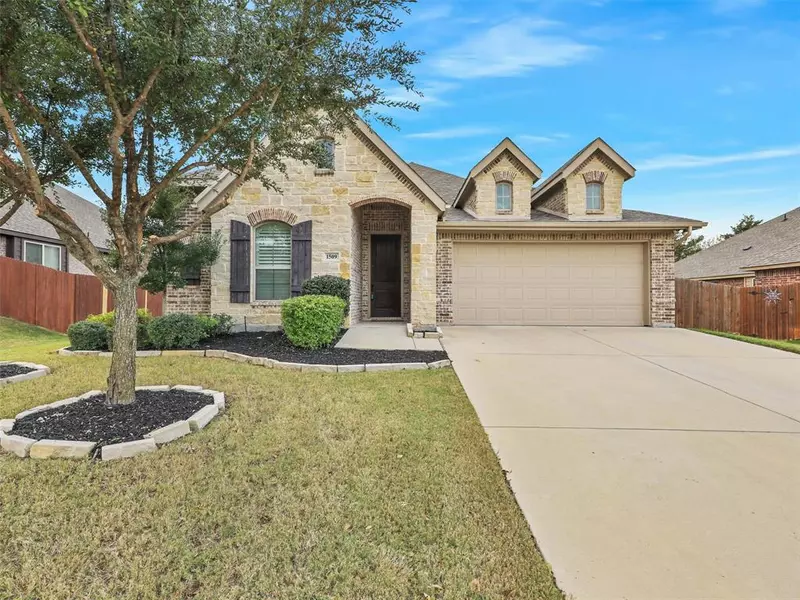 1509 Park Meadow Drive, Midlothian, TX 76065