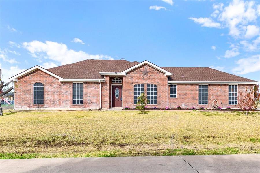 105 Cottonwood Drive, Fate, TX 75189