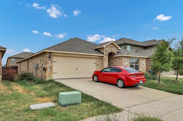 2314 San Marcos Drive, Forney, TX 75126